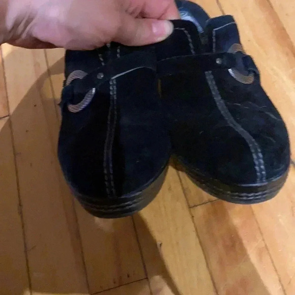 Dr  Scholl suede clogs - Picture 3 of 8